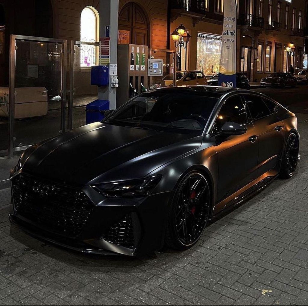 Audi A7 R Line